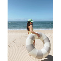 Надувний круг Céline Swim Ring 120 см Peach Daisy зображення №3 Надувний круг Céline Swim Ring 120 см Peach Daisy зображення №3
