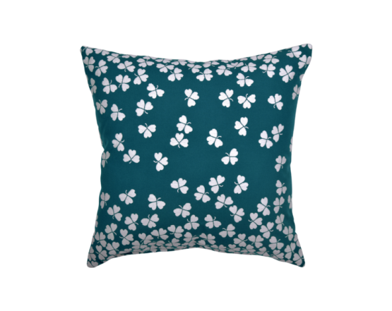 Подушка Trefle Cushion 44x44 Duck Blue: фото - магазин CANVAS outdoor furniture. Подушка Trefle Cushion 44x44 Duck Blue: фото - магазин CANVAS outdoor furniture.