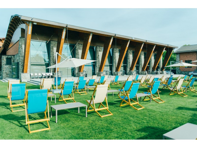 м. Київ - Ресторан " Mayachok Event Hall ": фото - магазин CANVAS outdoor furniture.