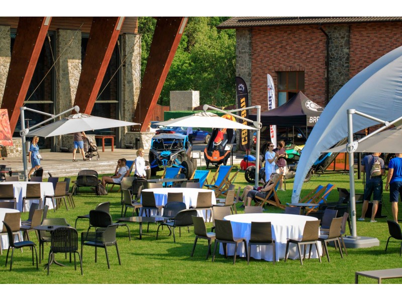 м. Київ - Ресторан " Mayachok Event Hall ": фото - магазин CANVAS outdoor furniture.