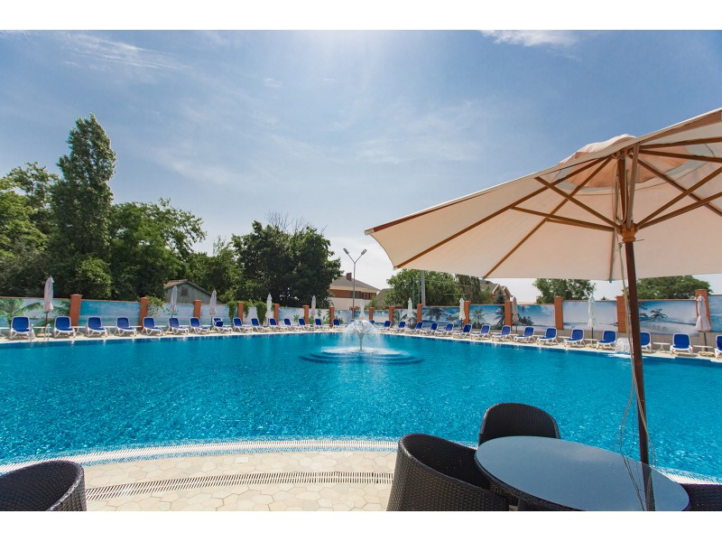 м. Одеса - Совіньон комплекс " Grand Marine ": фото - магазин CANVAS outdoor furniture.