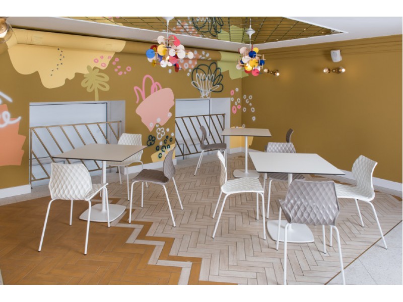 м. Одеса - Сімейний ресторан "Клёвер": фото - магазин CANVAS outdoor furniture.