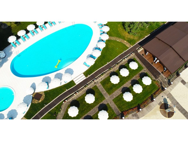 Київ с. Лебедівка -  Котеджне містечко" Riviera Villas ": фото - магазин CANVAS outdoor furniture.