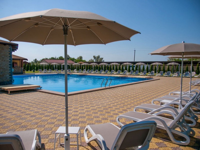 м. Херсон - Туристичний комплекс з рестораном і басейном " Забарине ": фото - магазин CANVAS outdoor furniture.